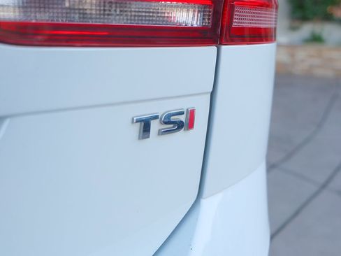 Used 2017 Volkswagen Golf SEL image 52