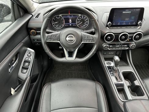 Used 2024 Nissan Sentra SR w/ SR Premium Package FWD image 12