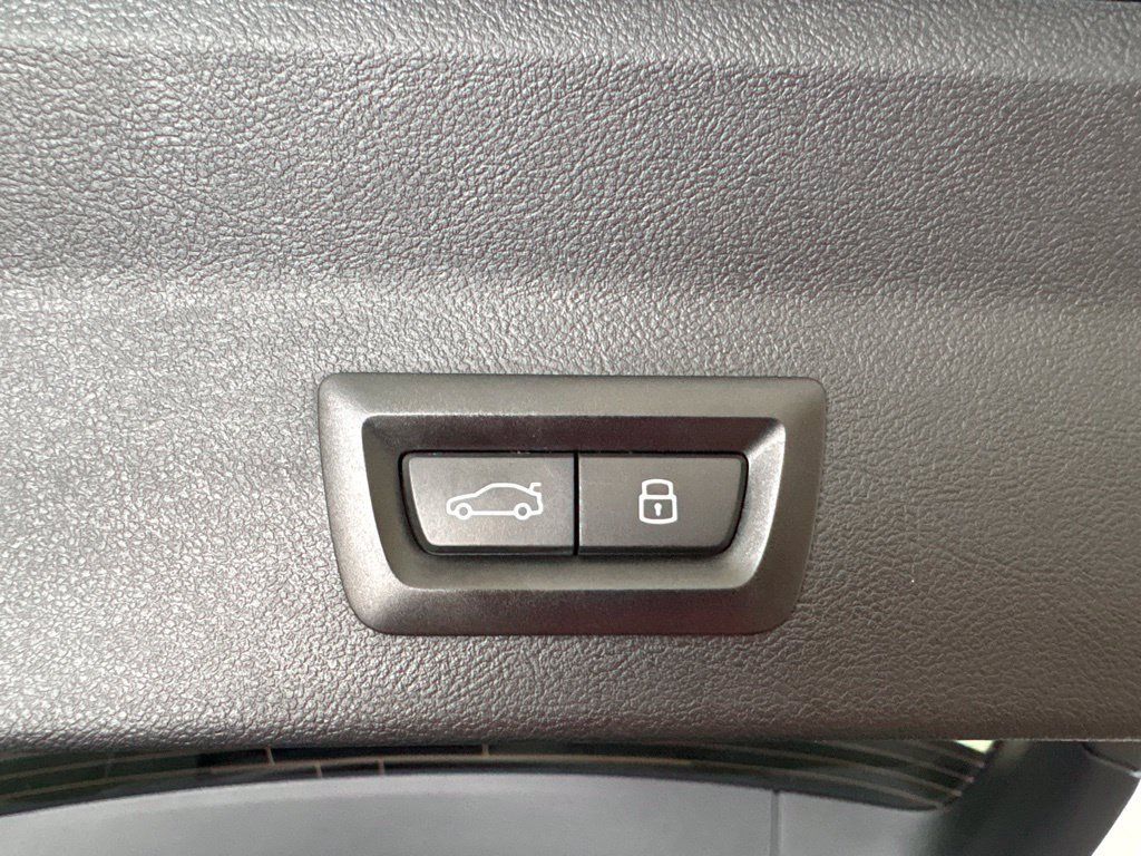 Certified 2023 BMW X3 sDrive30i w/ Premium Package w/ZPA RWD image 33