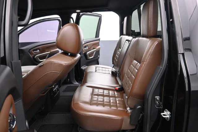 Used 2021 Nissan Titan Platinum Reserve w/ Moonroof Package AWD/4WD image 5