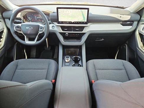 New 2026 Ford Explorer Active AWD/4WD image 15
