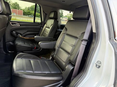 Used 2017 GMC Yukon Denali w/ Open Road Package AWD/4WD image 19