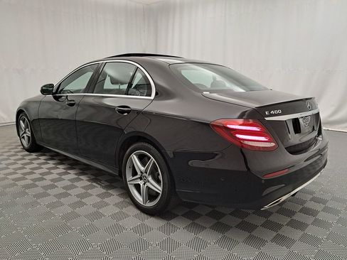 Used 2018 Mercedes-Benz E 400 4MATIC Sedan image 5