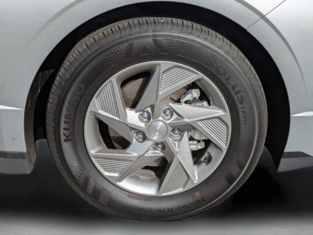 Certified 2026 Hyundai Sonata SE FWD image 30