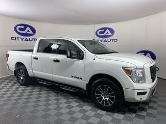 Used 2021 Nissan Titan SV w/ SV Convenience Package AWD/4WD video 1