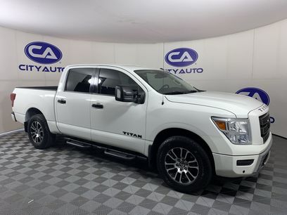 Used 2021 Nissan Titan SV w/ SV Convenience Package