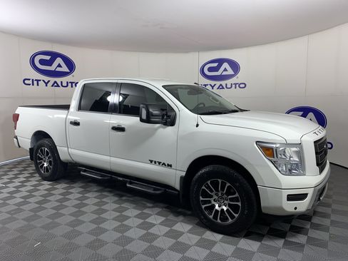 Used 2021 Nissan Titan SV w/ SV Convenience Package AWD/4WD image 1
