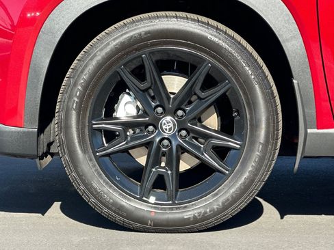 Certified 2026 Toyota Grand Highlander FWD image 27