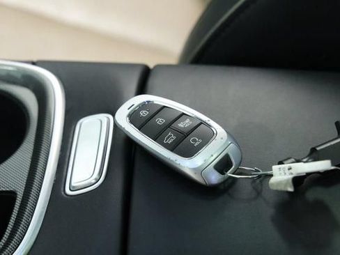 Used 2022 Hyundai Santa Fe SEL w/ Convenience + Premium Package FWD image 36