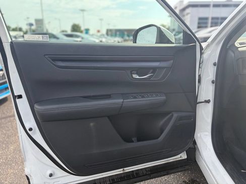 Used 2024 Honda CR-V EX image 17