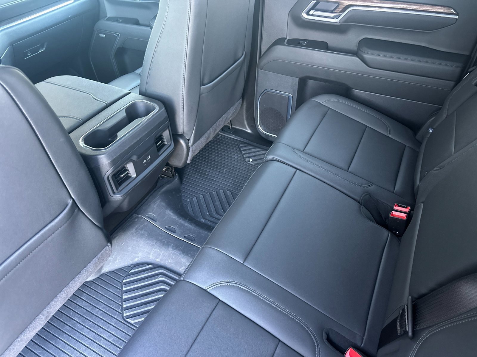 Used 2025 Chevrolet Silverado 1500 RST AWD/4WD image 12