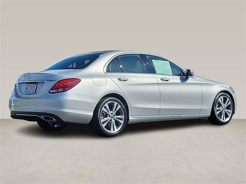 Used 2018 Mercedes-Benz C 300 Sedan image 6