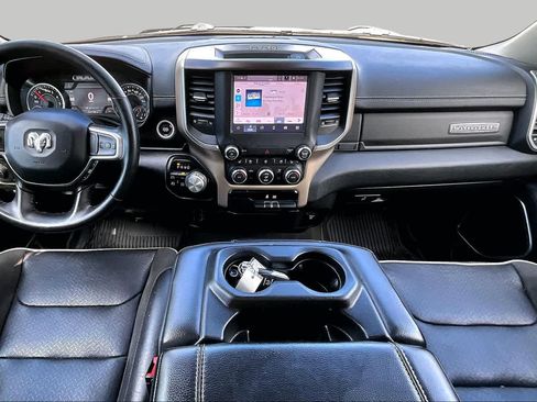 Used 2022 RAM 1500 Laramie AWD/4WD image 14