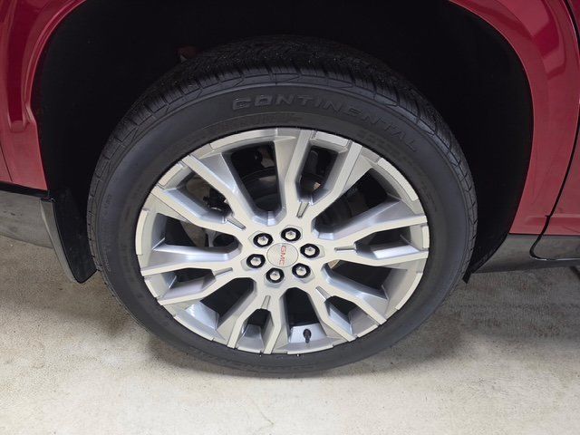 Certified 2025 GMC Acadia Denali w/ Super Cruise Package AWD/4WD image 8