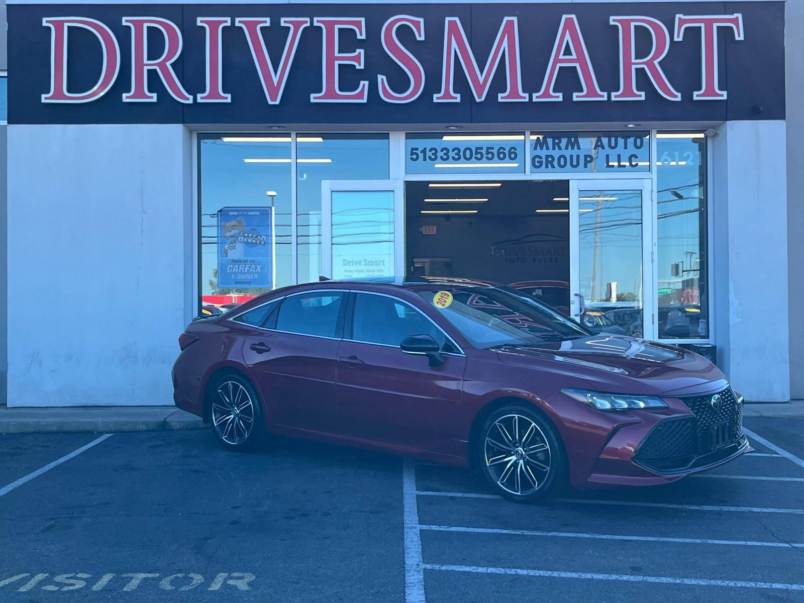 Used 2019 Toyota Avalon XSE FWD image 4