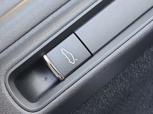 Certified 2021 Porsche 718 Boxster image 25