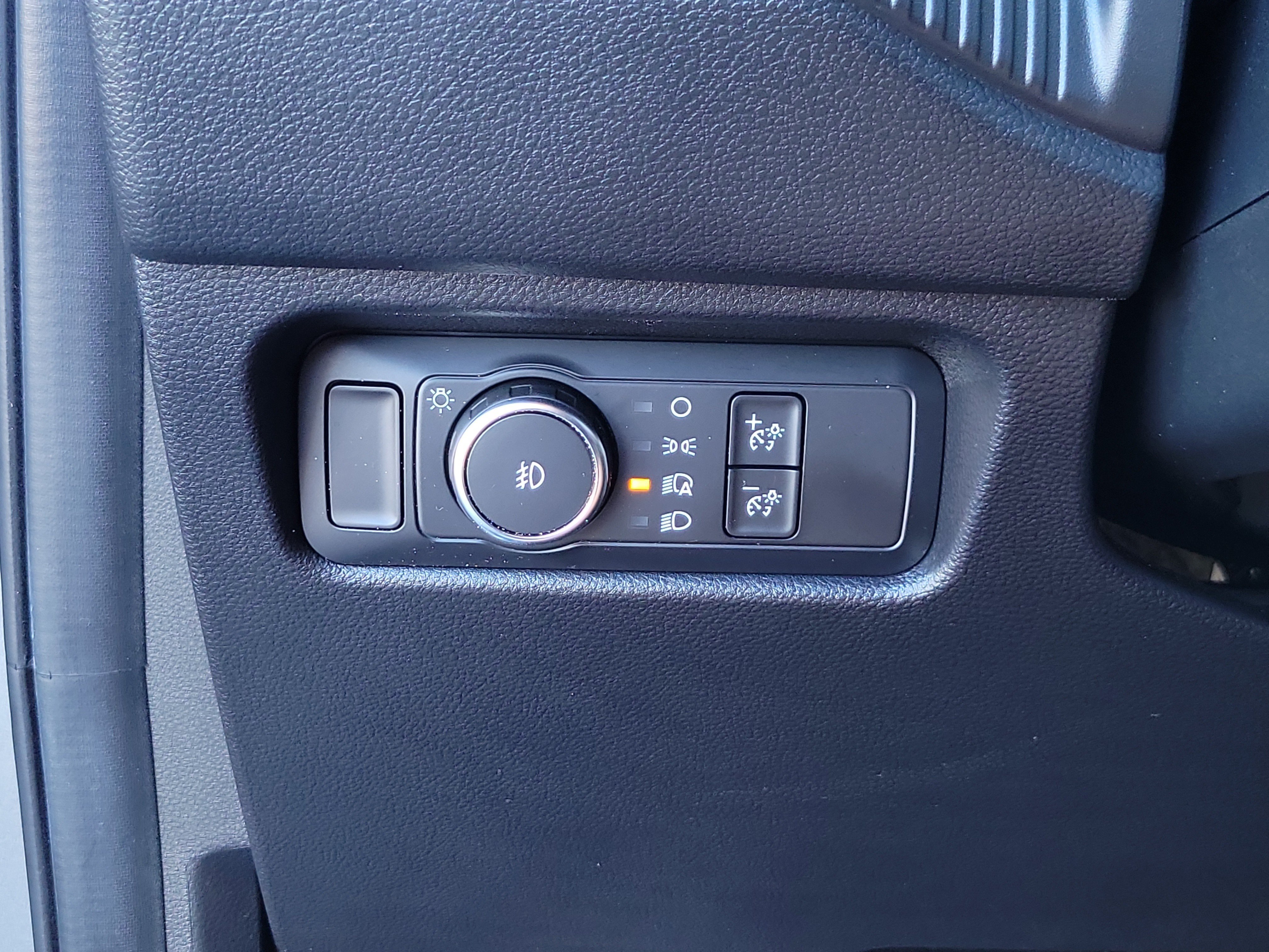Used 2025 Ford Ranger XL RWD image 17