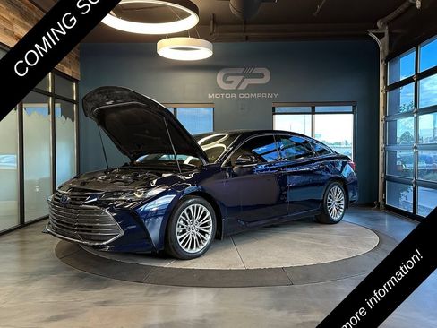 Used 2022 Toyota Avalon Limited w/ Advanced Safety Package FWD image 24