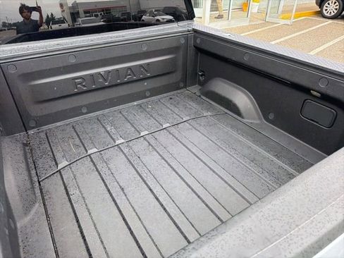 Used 2023 Rivian R1T Adventure AWD/4WD image 10