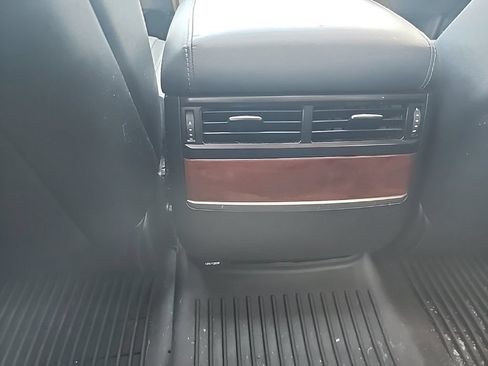 Used 2021 Lexus LX 570 4WD w/ Luxury Package image 20