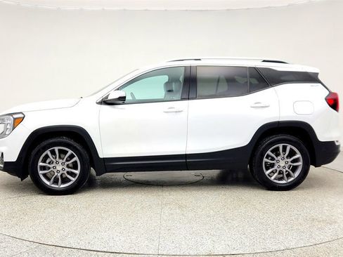 Used 2022 GMC Terrain SLT image 8