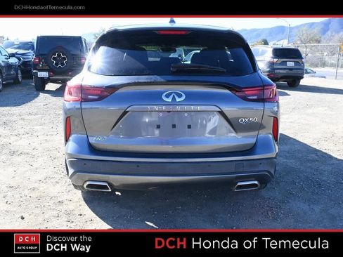 Used 2022 INFINITI QX50 Luxe w/ Appearance Package image 6