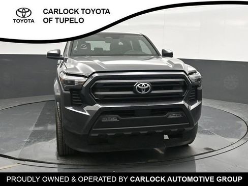 Used 2025 Toyota Tacoma SR5 image 6