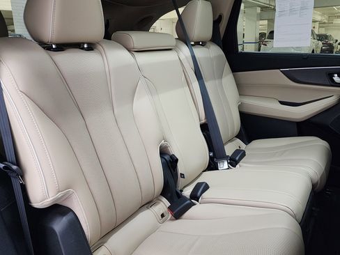 Used 2023 Acura MDX SH-AWD w/ Advance Package image 22