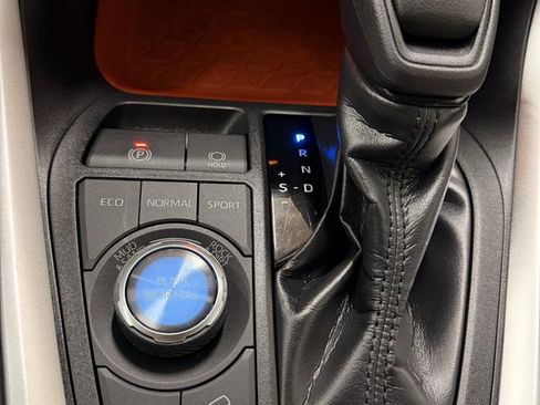 Used 2019 Toyota RAV4 Adventure AWD/4WD image 27