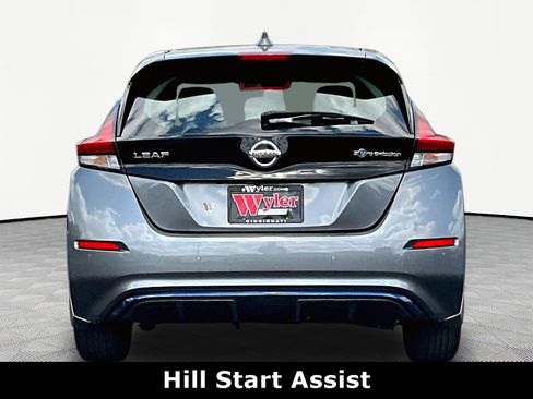 Used 2022 Nissan Leaf S FWD image 5