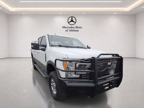 Used 2017 Ford F250 Lariat w/ Chrome Package AWD/4WD image 11