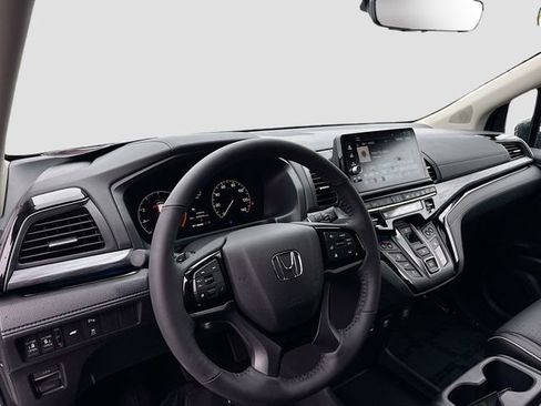 Certified 2026 Honda Odyssey Elite image 9