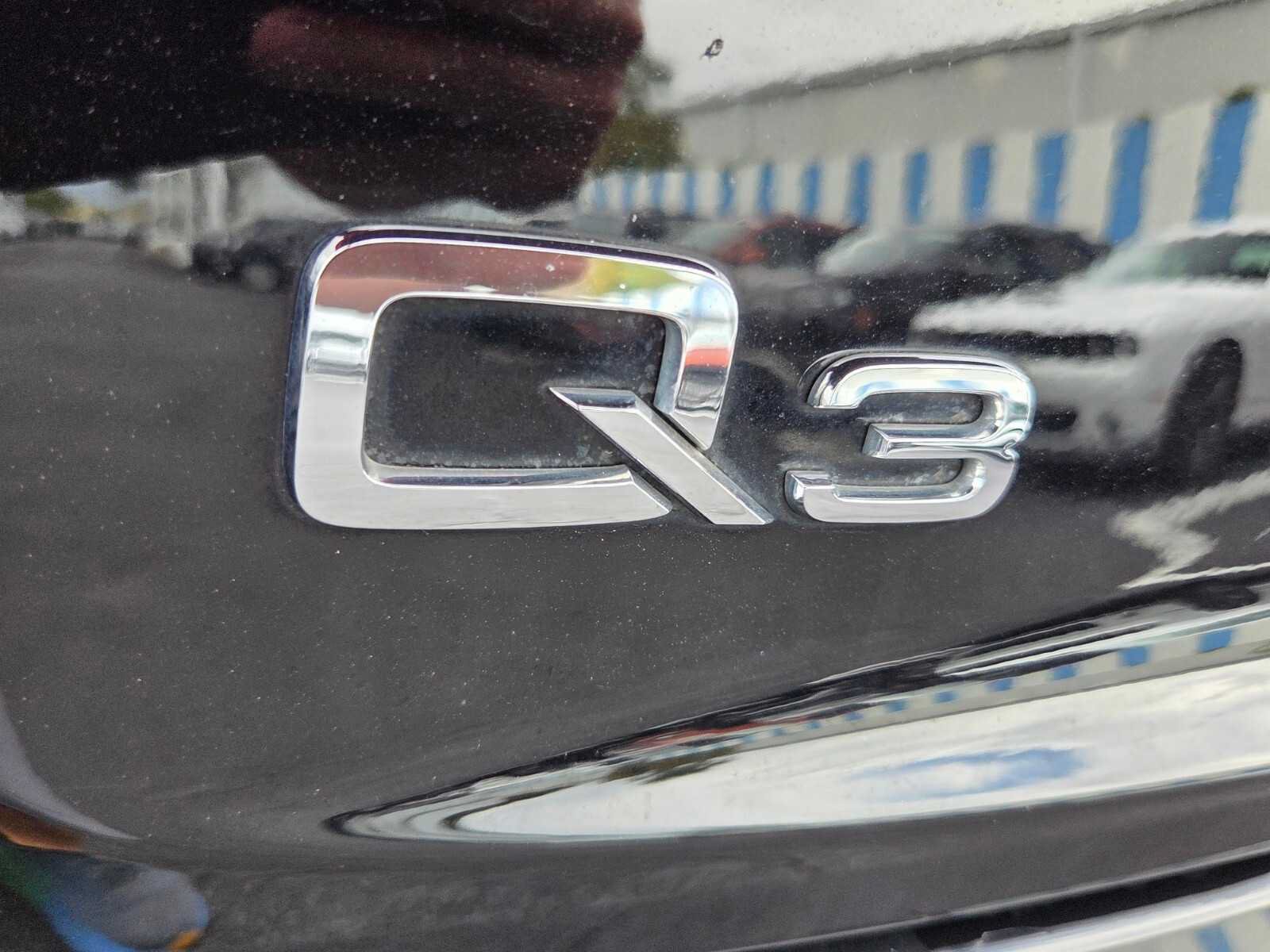 Used 2018 Audi Q3 2.0T Premium Plus AWD/4WD image 16