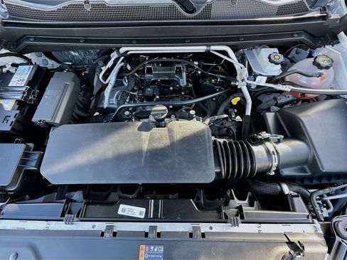 Used 2024 Chevrolet Colorado LT w/ LT Convenience Package image 33