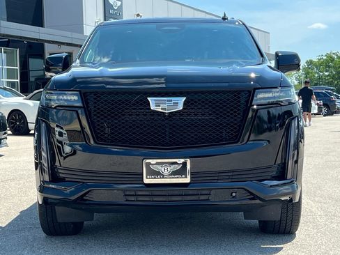 Used 2023 Cadillac Escalade ESV Sport Platinum w/ LPO, ONYX Package AWD/4WD image 7