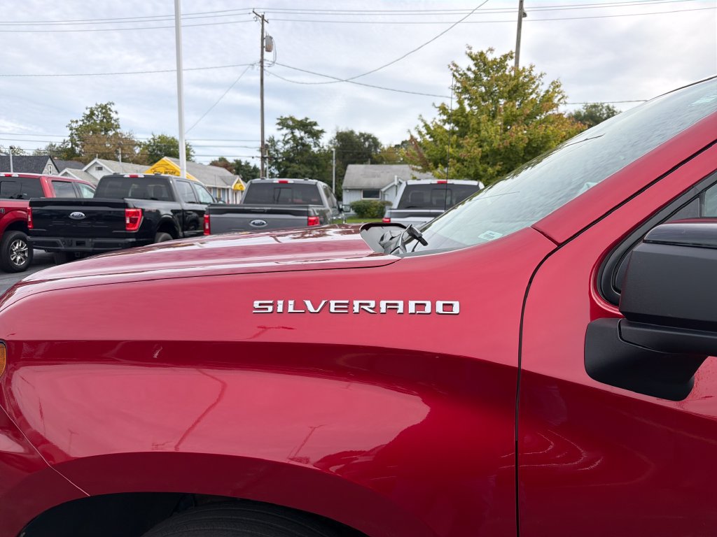 Used 2022 Chevrolet Silverado 1500 RST AWD/4WD image 3