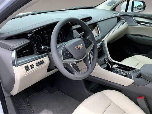 New 2026 Cadillac XT5 Premium Luxury w/ Driver Assist Package FWD image 6