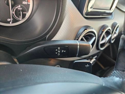 Used 2014 Mercedes-Benz B 250e w/ Range Package image 21