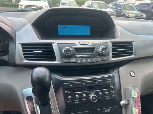 Used 2011 Honda Odyssey EX image 26