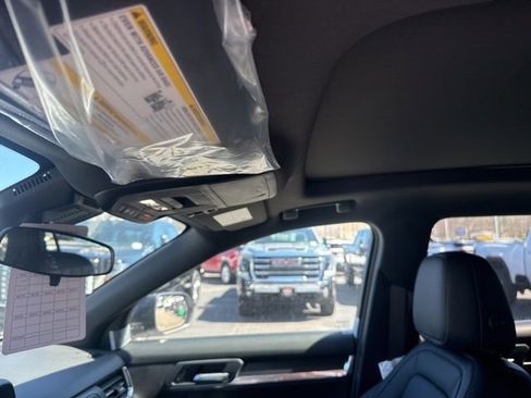 New 2026 GMC Terrain Elevation image 23