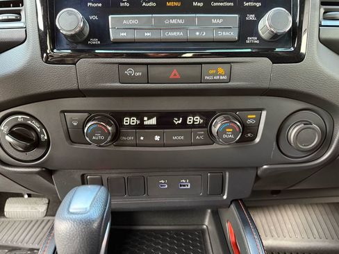 Used 2024 Nissan Frontier PRO-4X w/ Off-Road Protection Package image 32