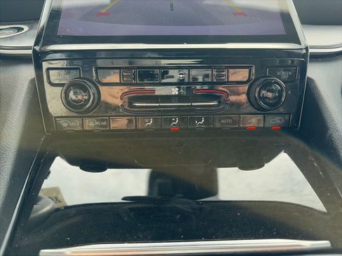 Used 2022 Jeep Grand Cherokee L Limited image 21