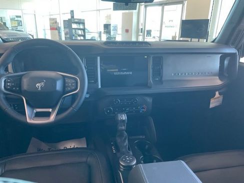 New 2026 Ford Bronco Badlands w/ Sasquatch Package AWD/4WD image 19