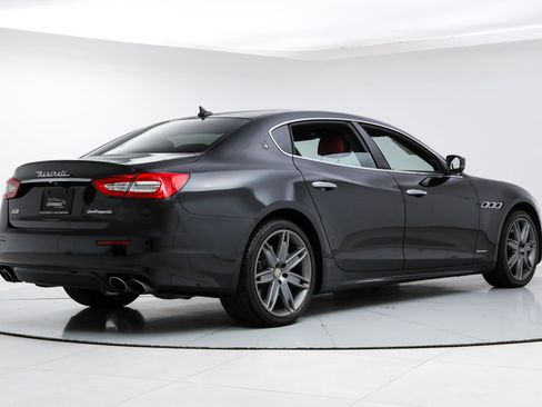 Used 2018 Maserati Quattroporte S GranLusso Q4 AWD/4WD image 5