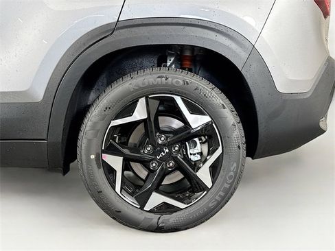 New 2026 Kia Seltos S image 10