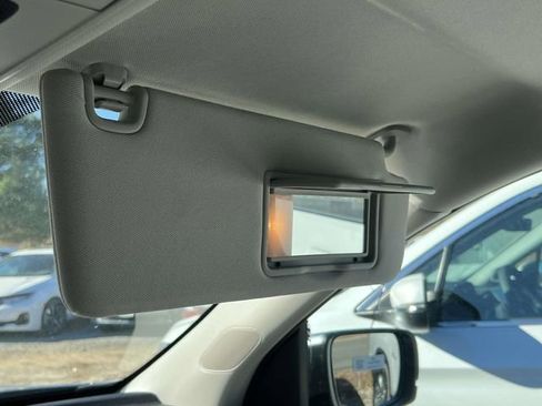 New 2025 Honda Pilot EX-L image 32