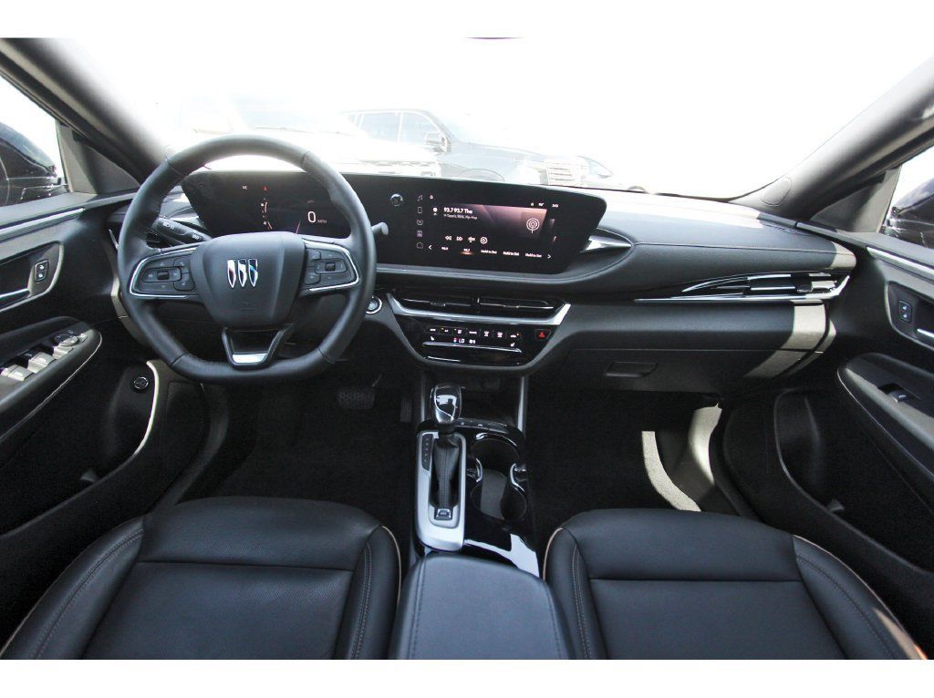 Used 2024 Buick Envista Avenir FWD image 9