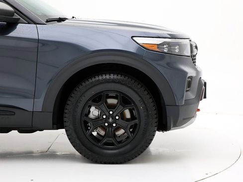 Used 2022 Ford Explorer Timberline image 3
