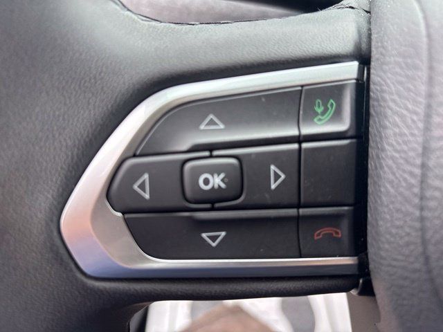 Used 2024 Jeep Compass Latitude AWD/4WD image 22