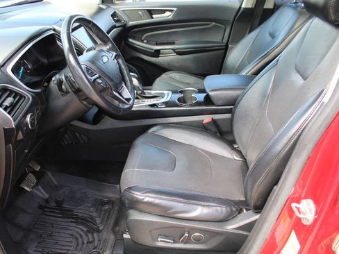 Used 2016 Ford Edge Titanium w/ Equipment Group 302A AWD/4WD image 16